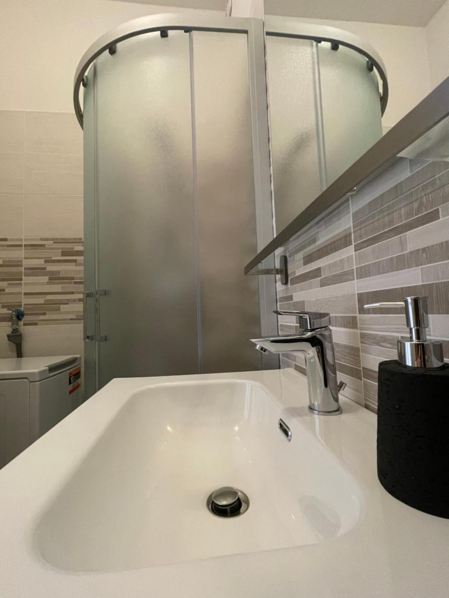 Roby In Centro 3 3 Bagni Apartment *