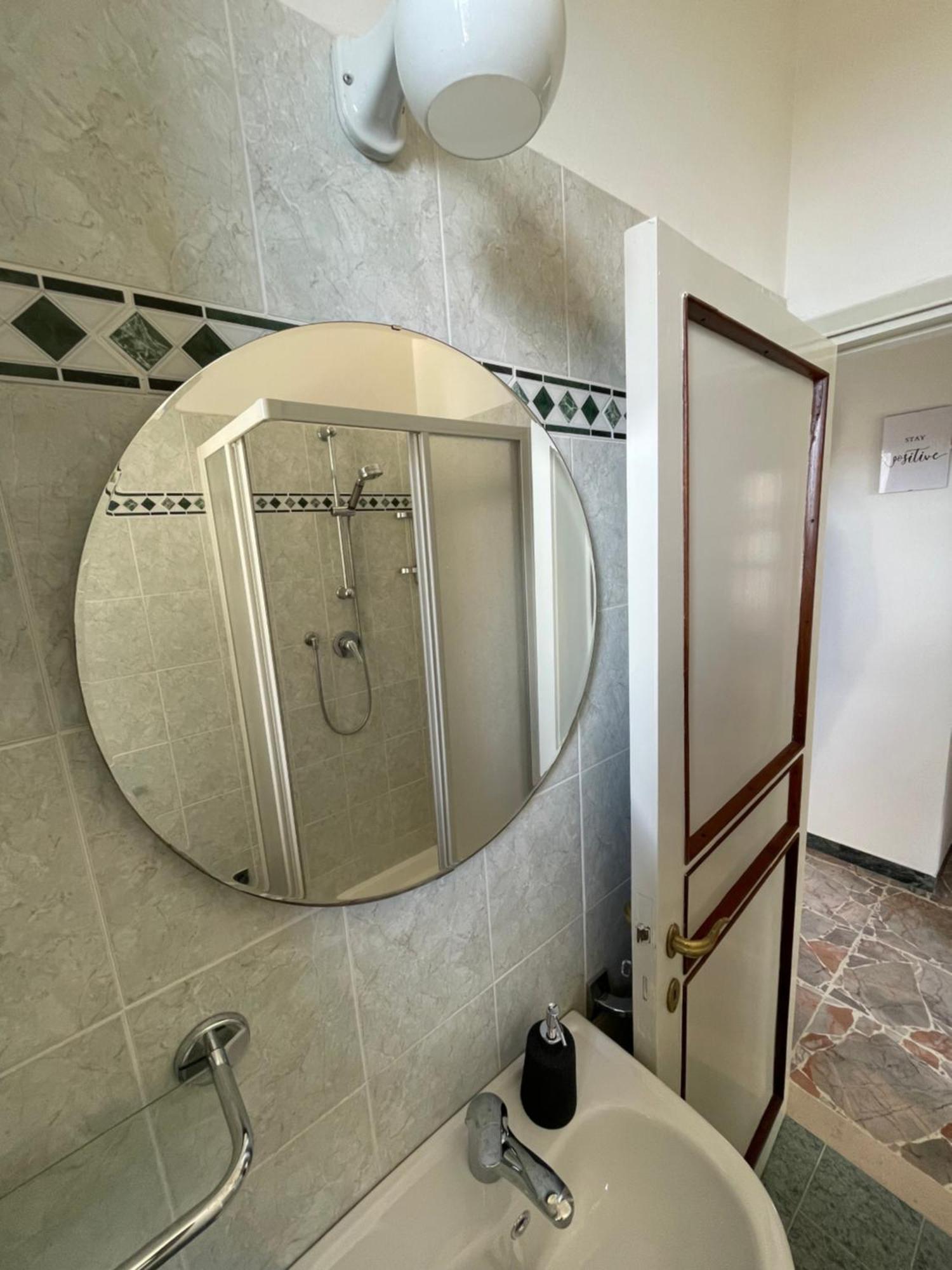 Roby In Centro 3 3 Bagni Apartment